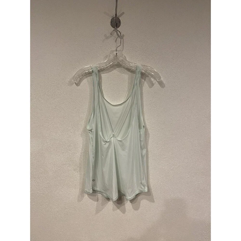 Lululemon Let It Slip Tank Top Womens 6 Green Scoop Neck Drapey Back Athletic - Picture 4 of 4